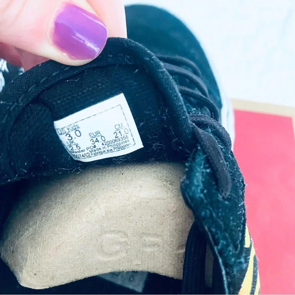 Vans dynamic shoes
